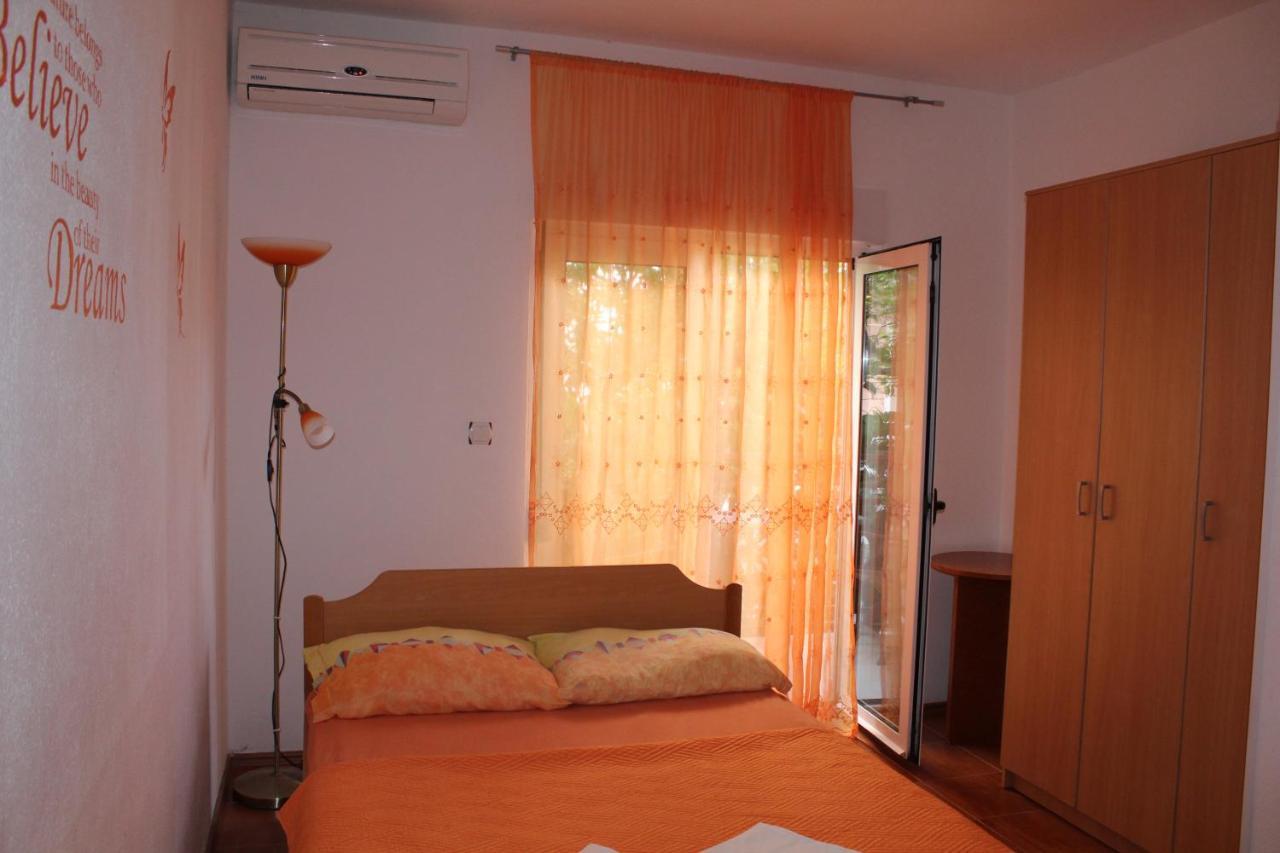 Nikola Leko Guest House Hvar Town Exterior photo